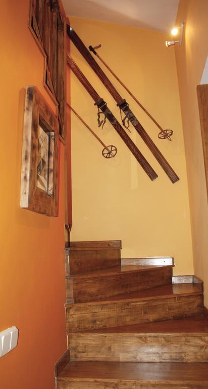 Apartamentos Valle De Aran Mont Kültér fotó